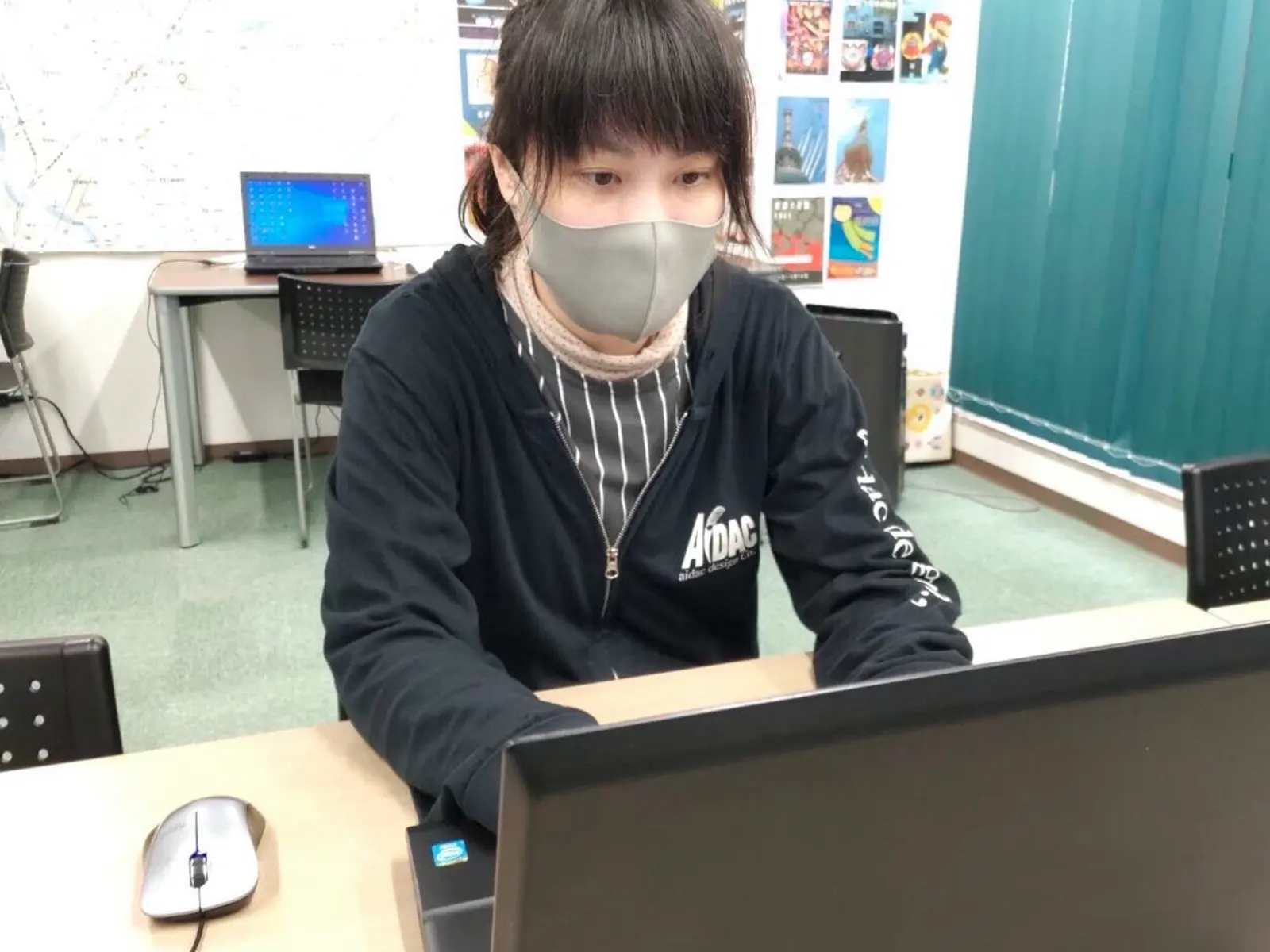 パソコンあいだっく川崎のスタッフ：鮫島